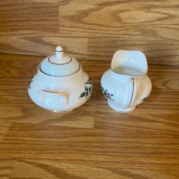Minton English Rose (Fine Bone China) Creamer And Table Sugar Bowl / Lid… - Picture 4 of 12